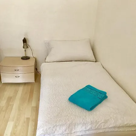 Appartement Downtown Lovely *